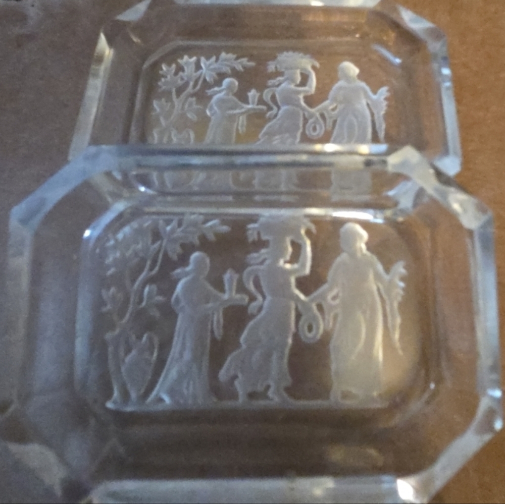 2‎ Vintage Crystal Intaglio Salt Cellar Dish Three Graces Greek Style Cut Glass